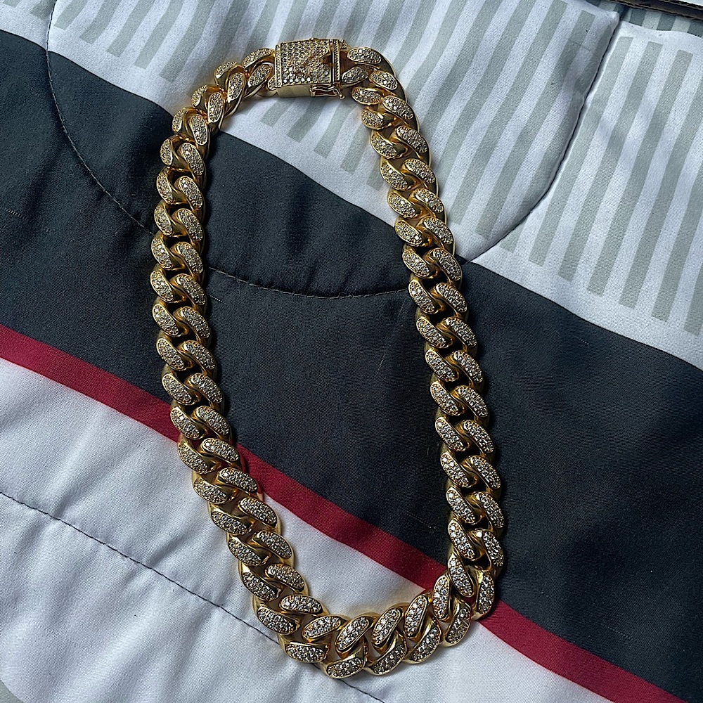 GLD ICED CUBAN 20inch (THE GLD SHOP)